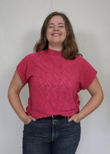 Load image into Gallery viewer, 90s/y2k Short Sleeve Pink Top
