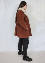 Load image into Gallery viewer, 80s/90s Corduroy Coat with Faux Fur Collar
