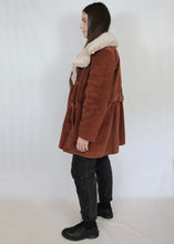 Load image into Gallery viewer, 80s/90s Corduroy Coat with Faux Fur Collar
