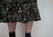 Load image into Gallery viewer, 90s/y2k Vanity Fair Floral Skirt
