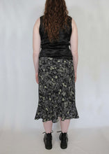 Load image into Gallery viewer, 90s/y2k Vanity Fair Floral Skirt
