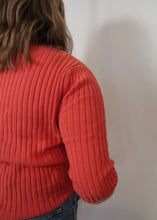 Load image into Gallery viewer, 90s/y2k Rib Knit Sweater -  3/4 Length Sleeve
