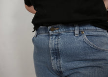 Load image into Gallery viewer, Perfectly Worn Mens Wrangler Jeans
