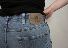 Load image into Gallery viewer, Perfectly Worn Mens Wrangler Jeans
